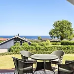 Hoghni - 300m From The Sea By Interhome