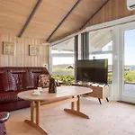 Hoghni - 300m From The Sea By Interhome
