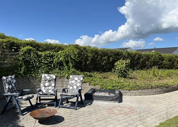 Nyaraló Hoghni - 300m From The Sea By Interhome Sjølund