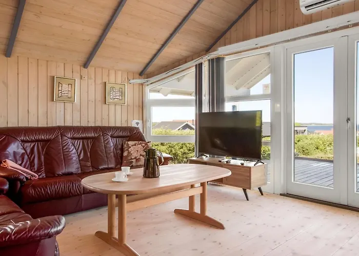 Hoghni - 300m From The Sea By Interhome