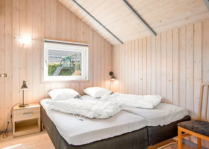 Hoghni - 300m From The Sea By Interhome 펜션 Sjolund