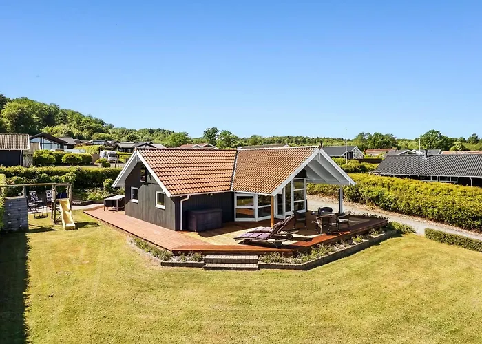 Hoghni - 300m From The Sea By Interhome Nyaraló Sjølund